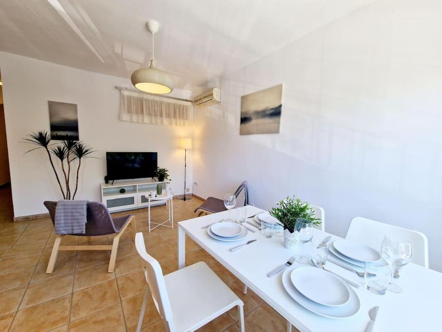 Butibamba Beach Apartment La Cala De Mijas Esterno foto